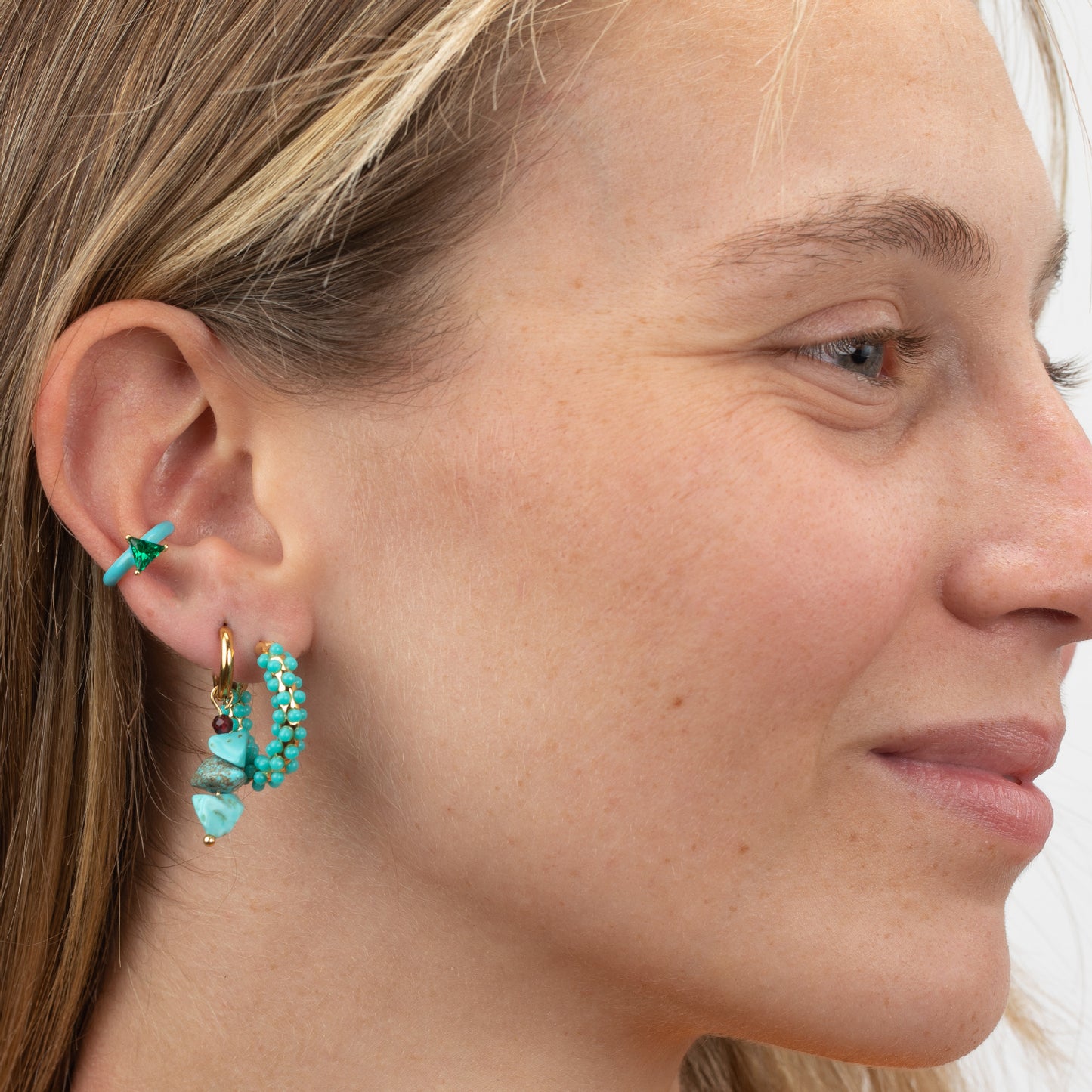 EarCuff esmaltado con circonita